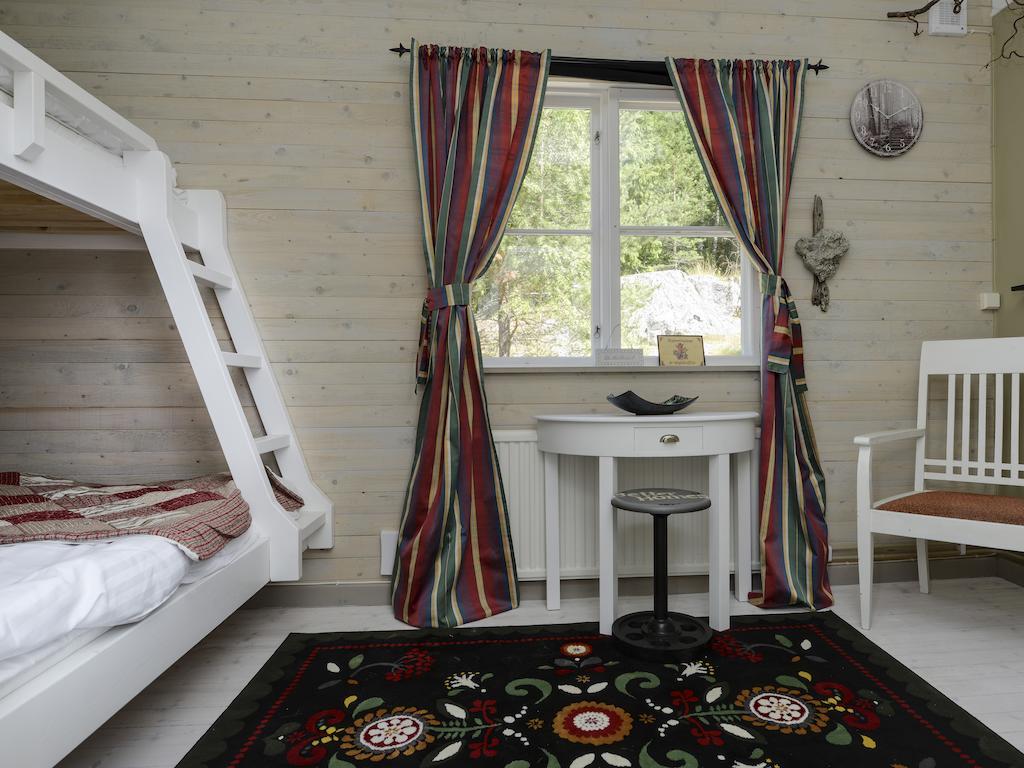 Kolmardsgarden Bed & Breakfast Kolmården Oda fotoğraf